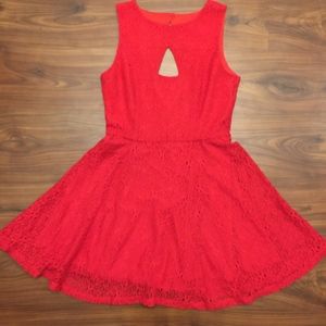 💚 Jack Red Lace Peephole Fit & Flare Party Dress
